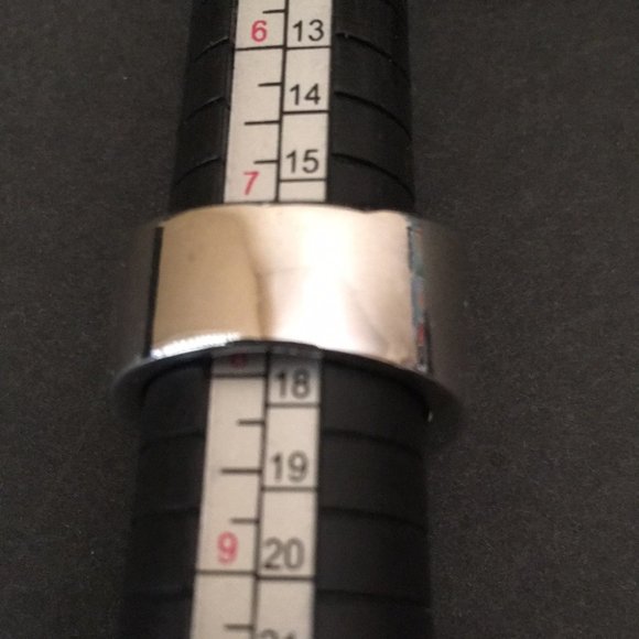 Cocktail Ring - Picture 6 of 9